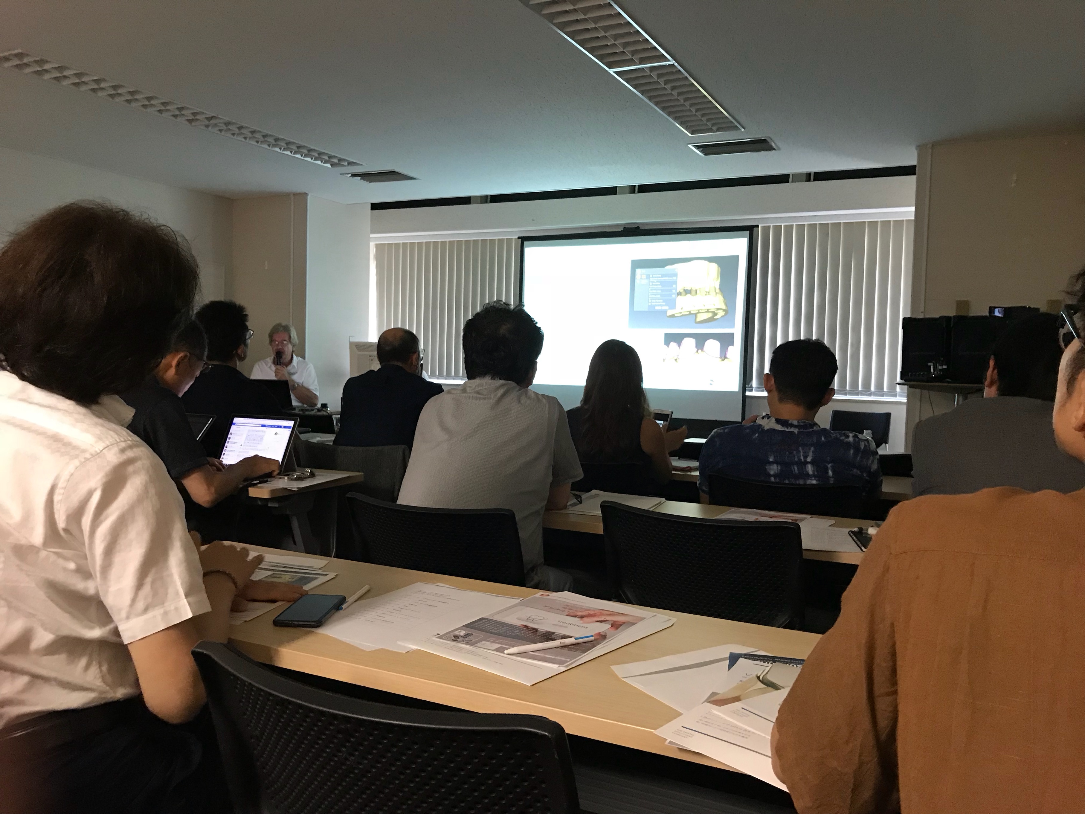 New software inLab18&CEREC4.6を学ぶ会に参加しました